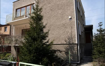 Jaka elewacja dobrze zabezpieczy ściany przed zmiennymi warunkami atmosferycznymi?